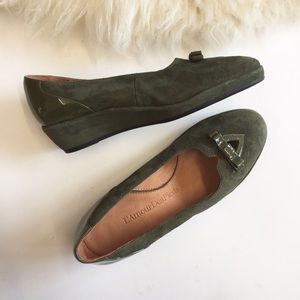 L’AmourDesPieds Olive Suede Wedge Flats Size 6 1/2